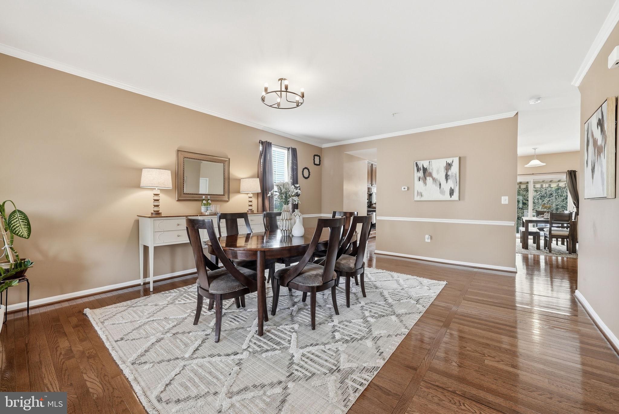 6900 Lenape Court Brandywine, MD 20613 - Photo 4 of 43 a view of a dining room with furniture