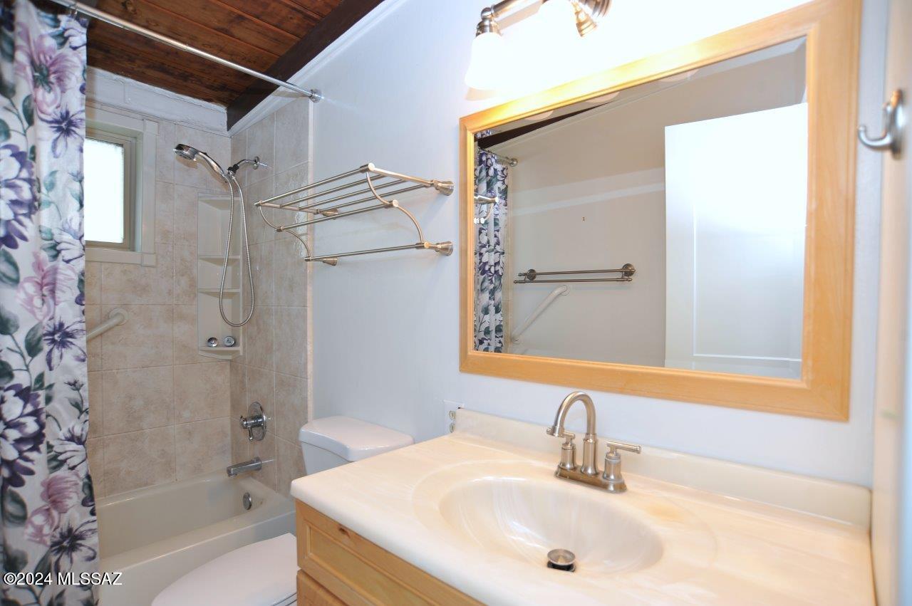 4267 North Romero Road Tucson, AZ 85705 - Photo 13 of 20 Gallery Image 13