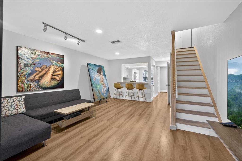 3326 Laurel View Drive Brandon, FL 33511 - Photo 13 of 33