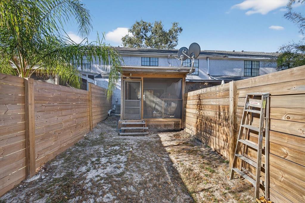 3326 Laurel View Drive Brandon, FL 33511 - Photo 17 of 33