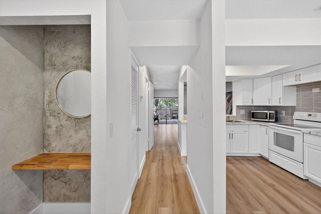 3326 Laurel View Drive Brandon, FL 33511 - Photo 6 of 33