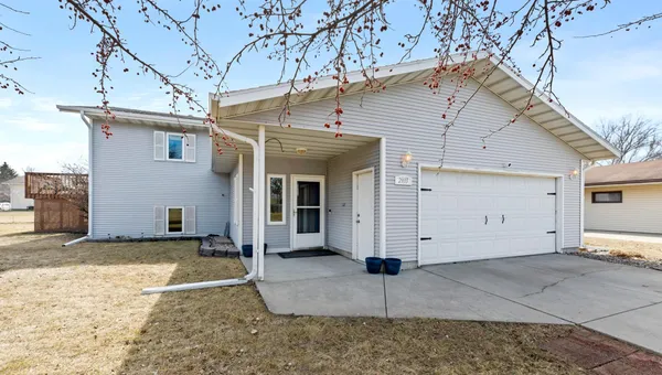 $315,000 | 2933 Heatherwood Circle South, Moorhead, MN 56560