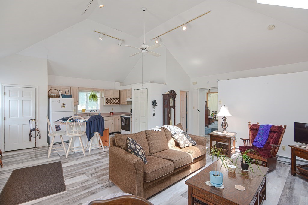 480 B Sunderland Road Worcester, MA 01604 - Photo 2 of 15 Gallery Image 2