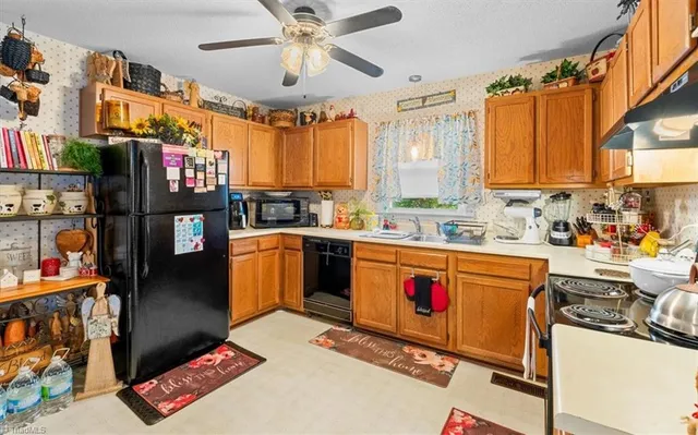 $262,500 | 2119 Tealwood Drive, Greensboro, NC 27407