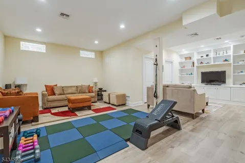 $1,198,000 | 8 West Court, Westfield, NJ 07090