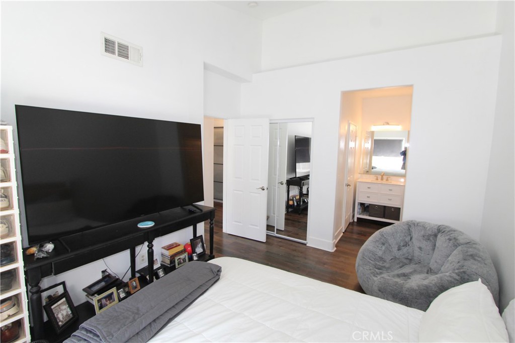 93 Kansas Street, Unit 802 Redlands, CA 92373 - Photo 18 of 29