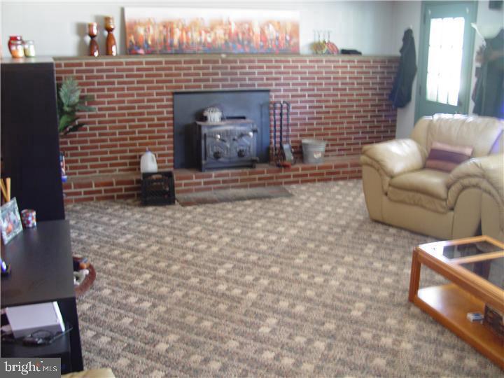 40 Norwood Road Warminster, PA 18974 - Photo 8 of 15 Gallery Image 8