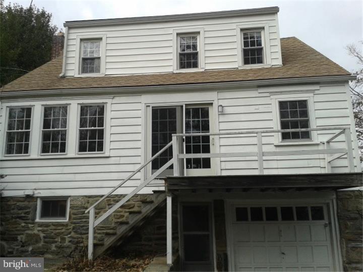 125 South Rolling Road Springfield, PA 19064 - Photo 2 of 17 Exterior Back