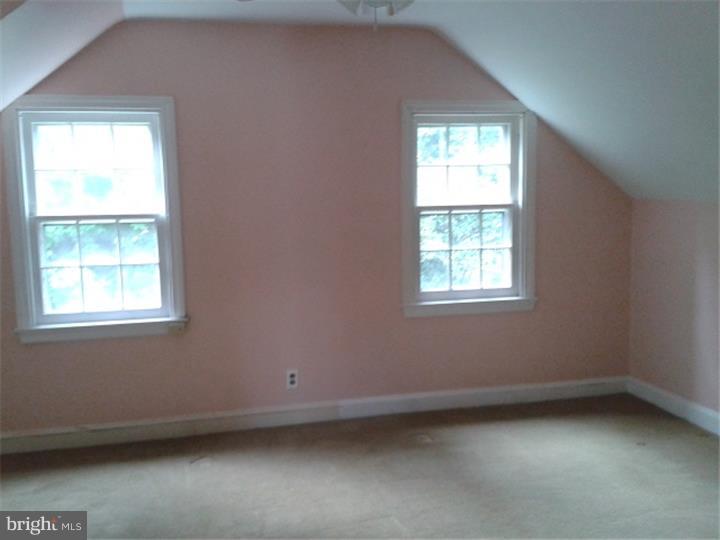 125 South Rolling Road Springfield, PA 19064 - Photo 13 of 17 Bedroom 2