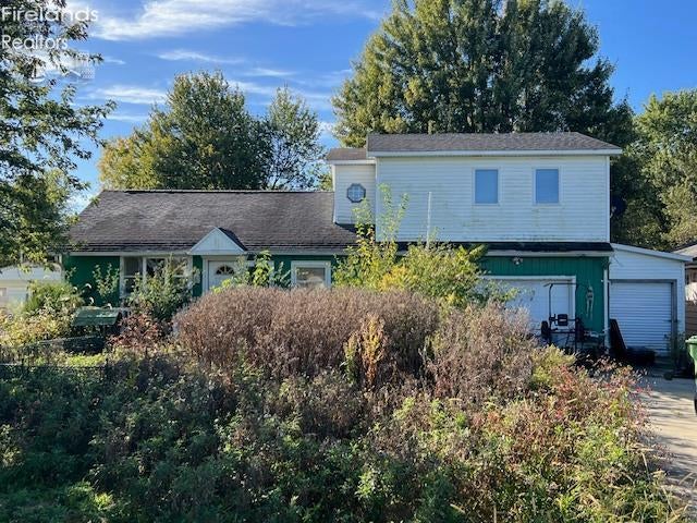 3652 West Harbor Road Port Clinton, OH 43452 - Photo 1 of 22 Gallery Image 1