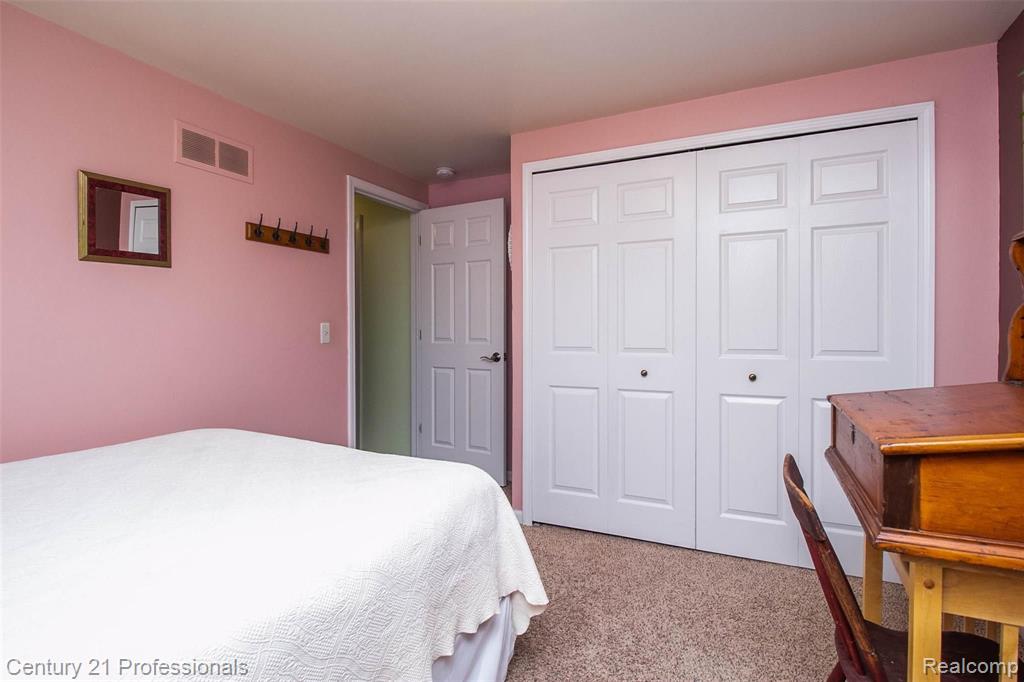 3129 Harvard Road Royal Oak, MI 48073 - Photo 29 of 52