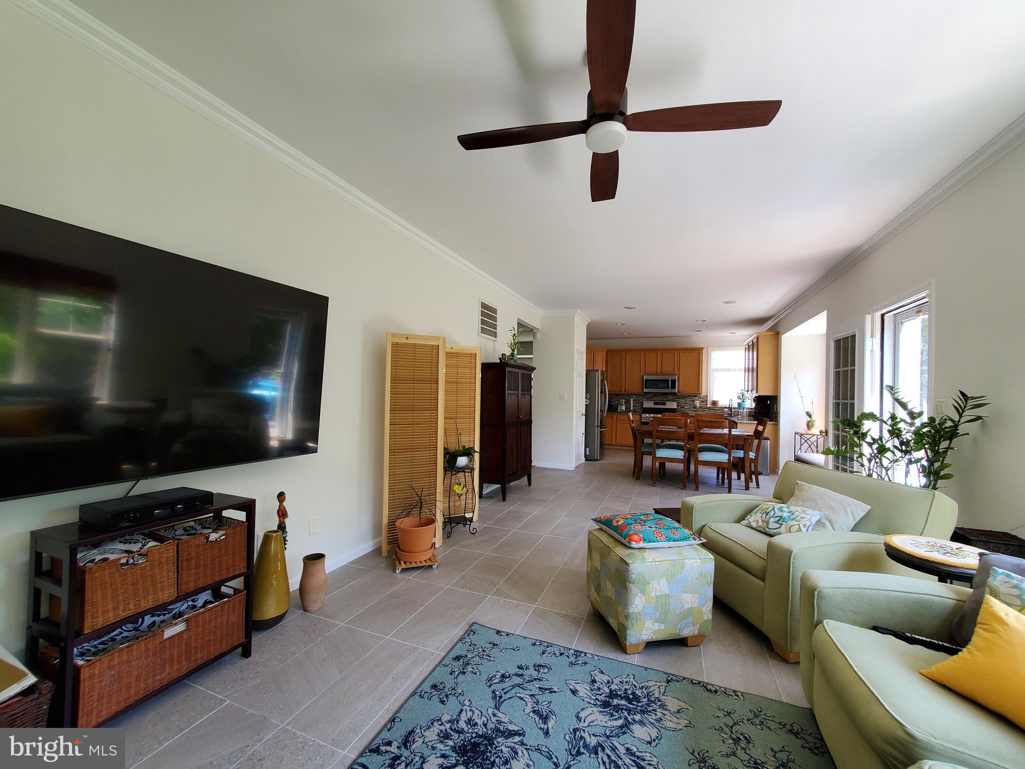 26222 Ocala Circle Chantilly, VA 20152 - Photo 17 of 70 Family room