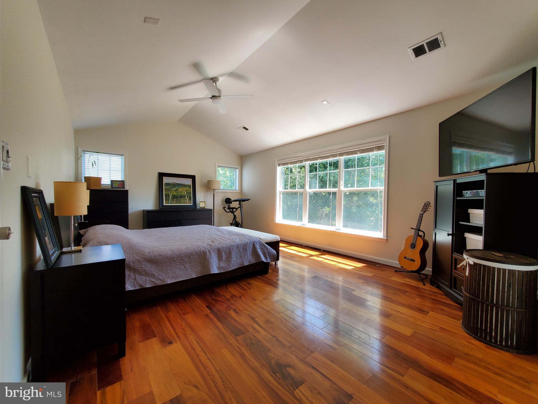 26222 Ocala Circle Chantilly, VA 20152 - Photo 20 of 70 Owner's bedroom