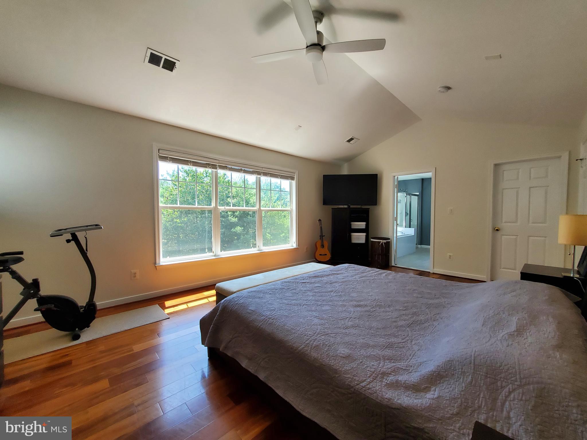 26222 Ocala Circle Chantilly, VA 20152 - Photo 23 of 70 Owner's bedroom