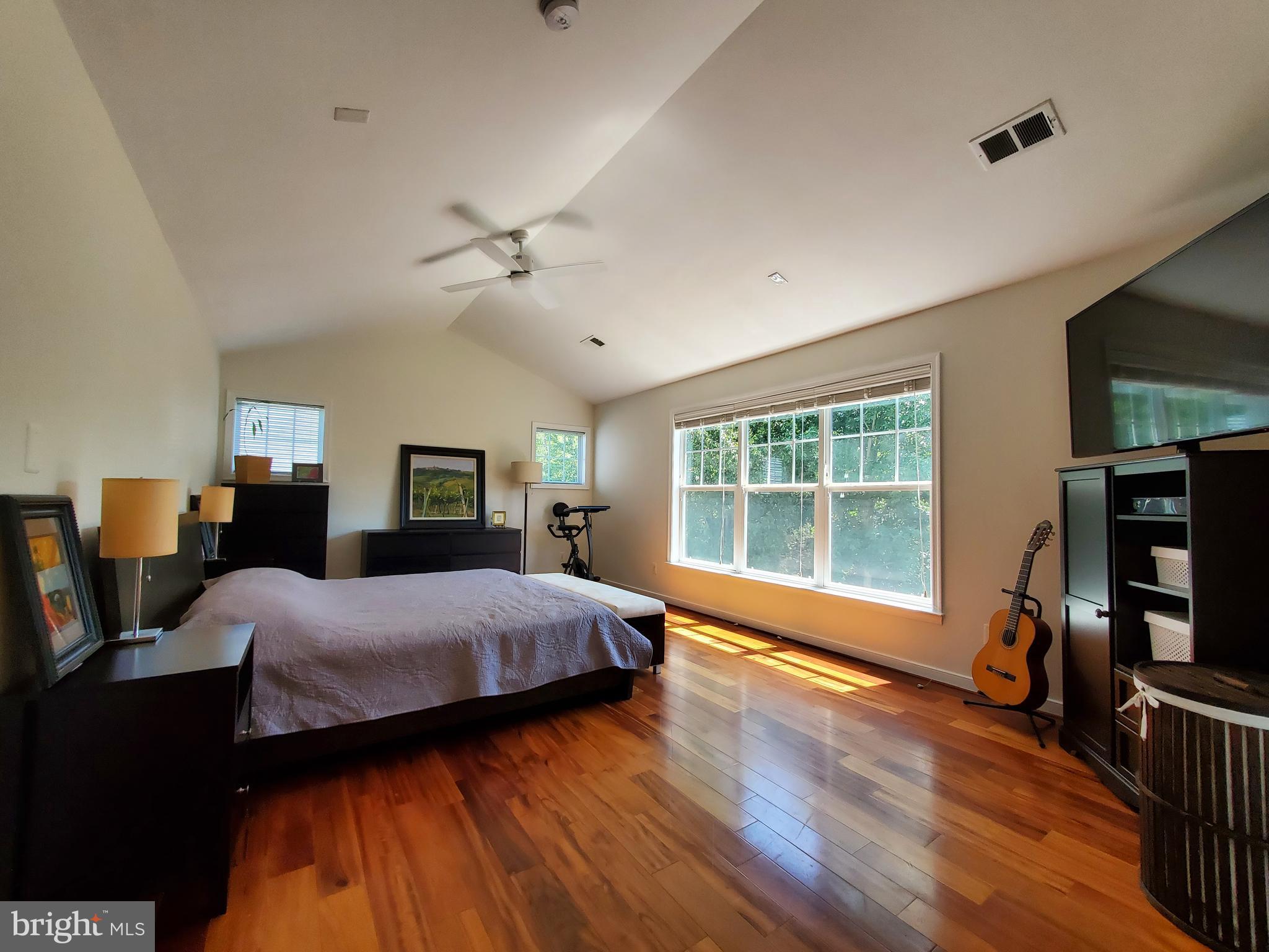 26222 Ocala Circle Chantilly, VA 20152 - Photo 25 of 70 Owner's bedroom