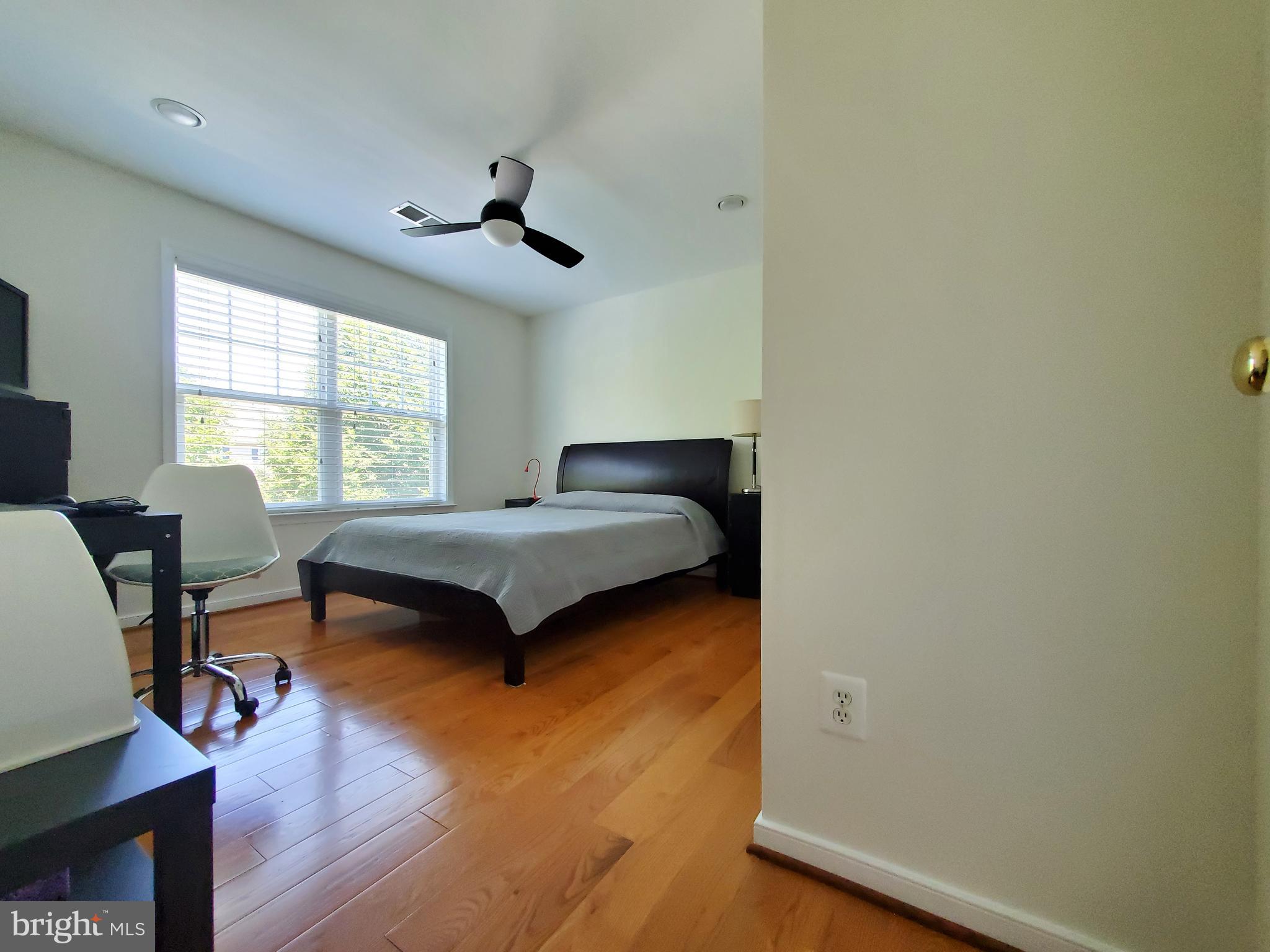 26222 Ocala Circle Chantilly, VA 20152 - Photo 32 of 70 Bedroom 2