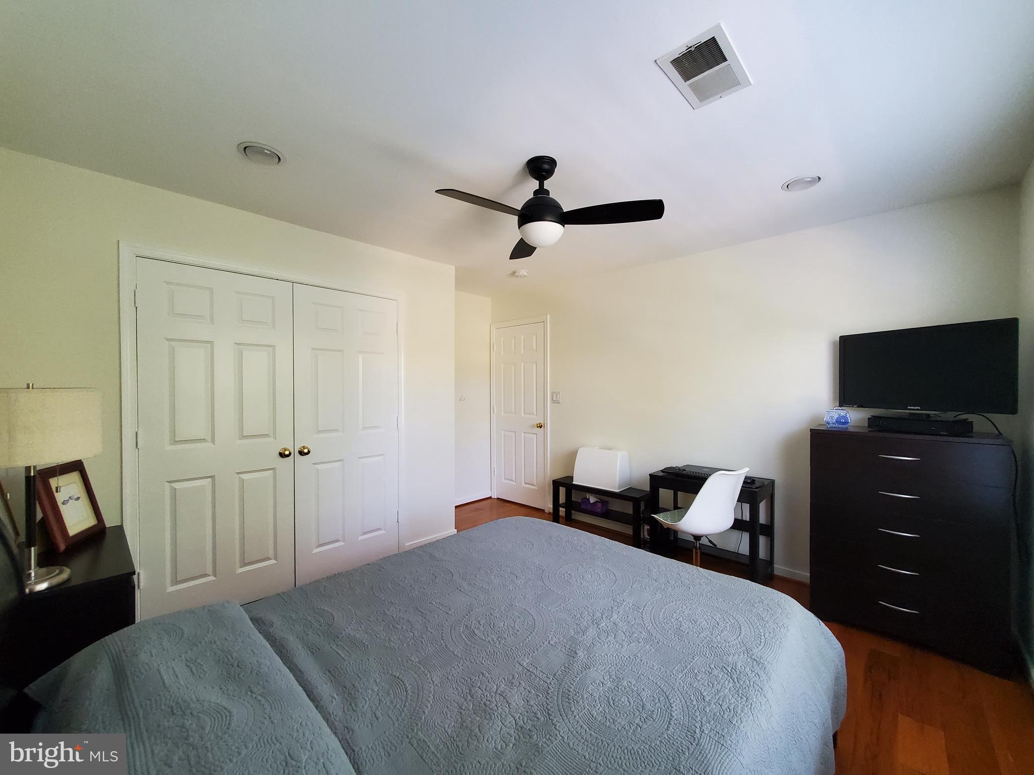 26222 Ocala Circle Chantilly, VA 20152 - Photo 33 of 70 Bedroom 2