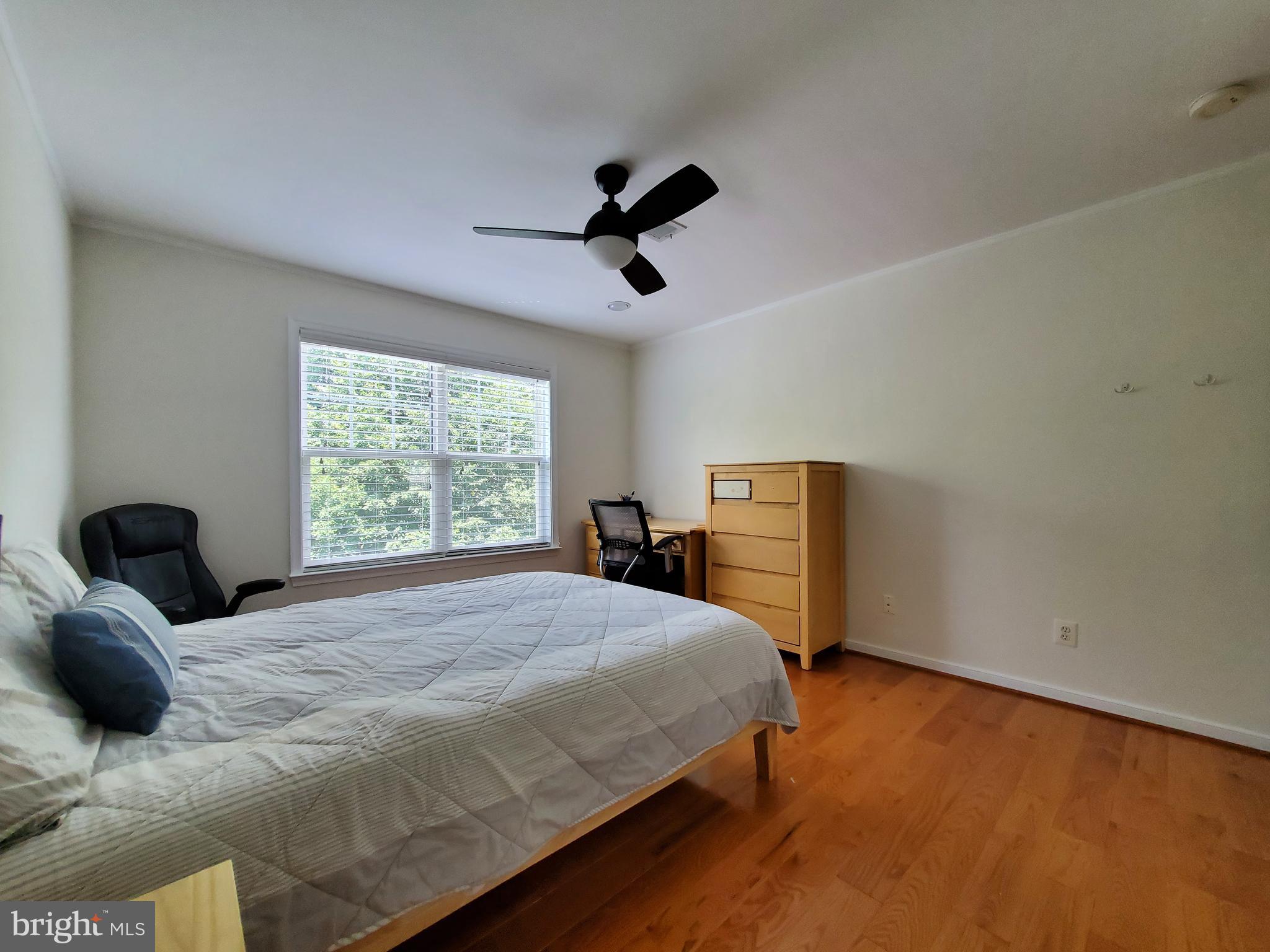 26222 Ocala Circle Chantilly, VA 20152 - Photo 35 of 70 Bedroom 3