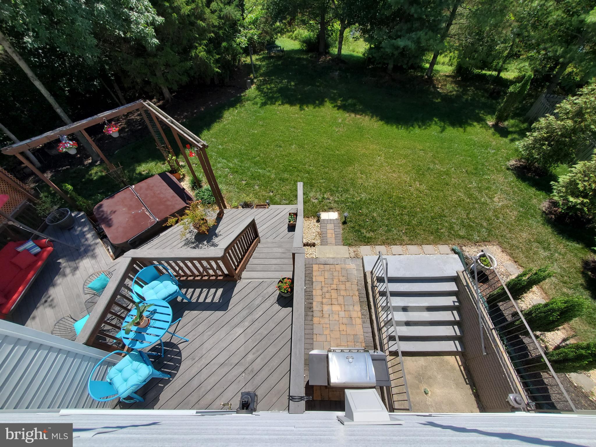 26222 Ocala Circle Chantilly, VA 20152 - Photo 43 of 70 2 tier deck with hot tub