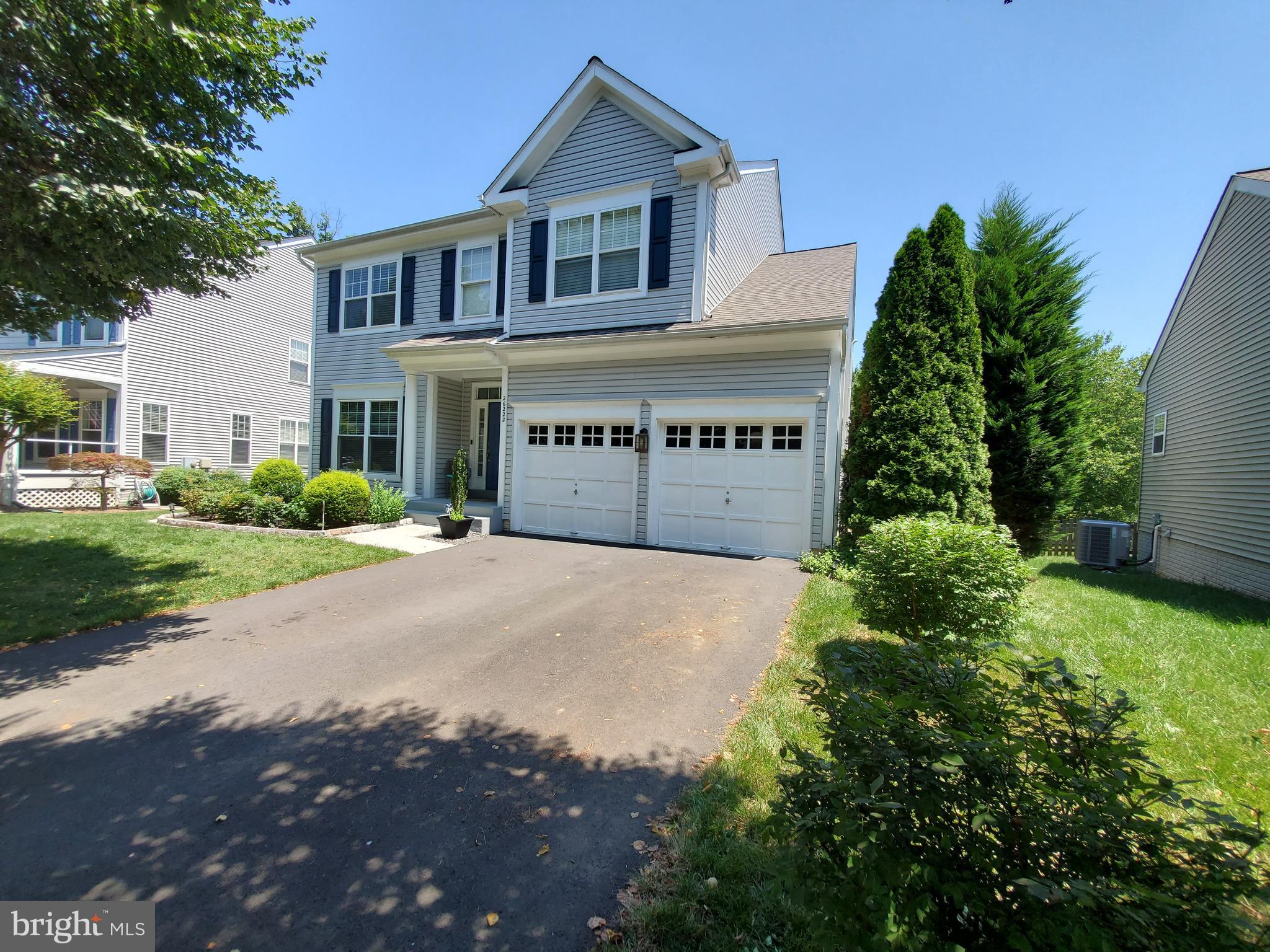 26222 Ocala Circle Chantilly, VA 20152 - Photo 65 of 70 Exterior front