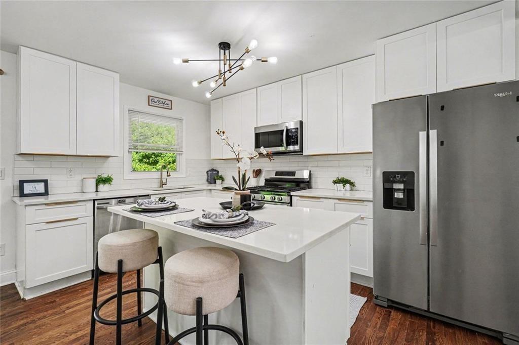 2637 Casher Drive Decatur, GA 30034 - Photo 8 of 23 Gallery Image 8