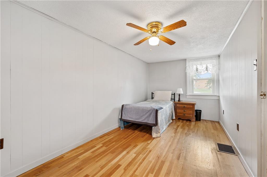 401 Sharon Road Coraopolis, PA 15108 - Photo 16 of 30 Gallery Image 16