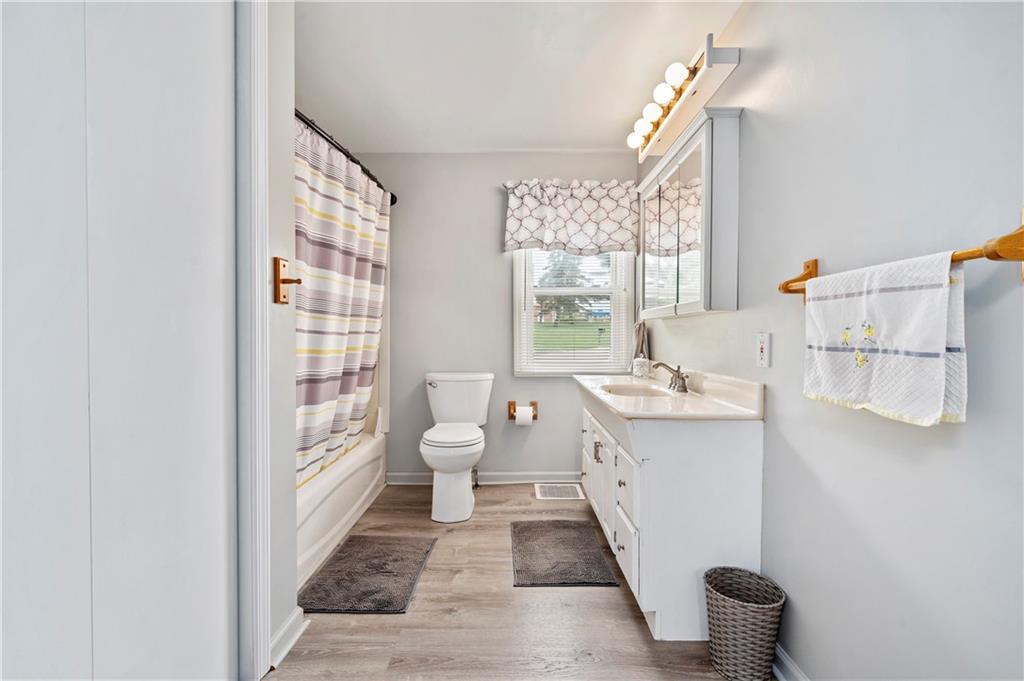 401 Sharon Road Coraopolis, PA 15108 - Photo 17 of 30 Gallery Image 17