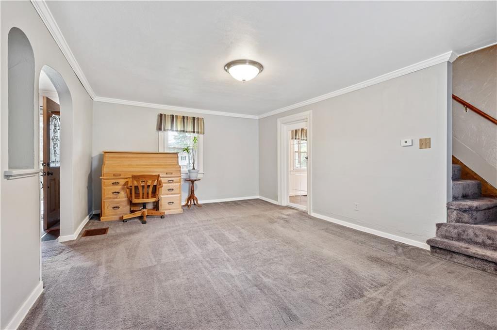 401 Sharon Road Coraopolis, PA 15108 - Photo 9 of 30 Gallery Image 9