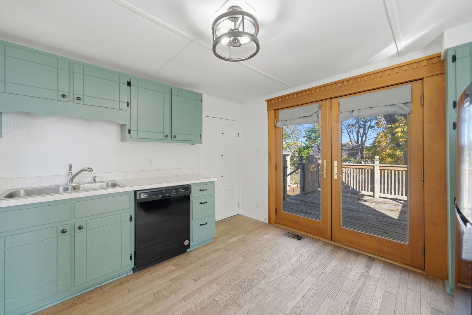 105 East Washington Street Yorkville, IL 60560 - Photo 12 of 27