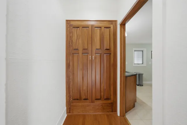 $1,995 | 105 East Washington Street, Yorkville, IL 60560