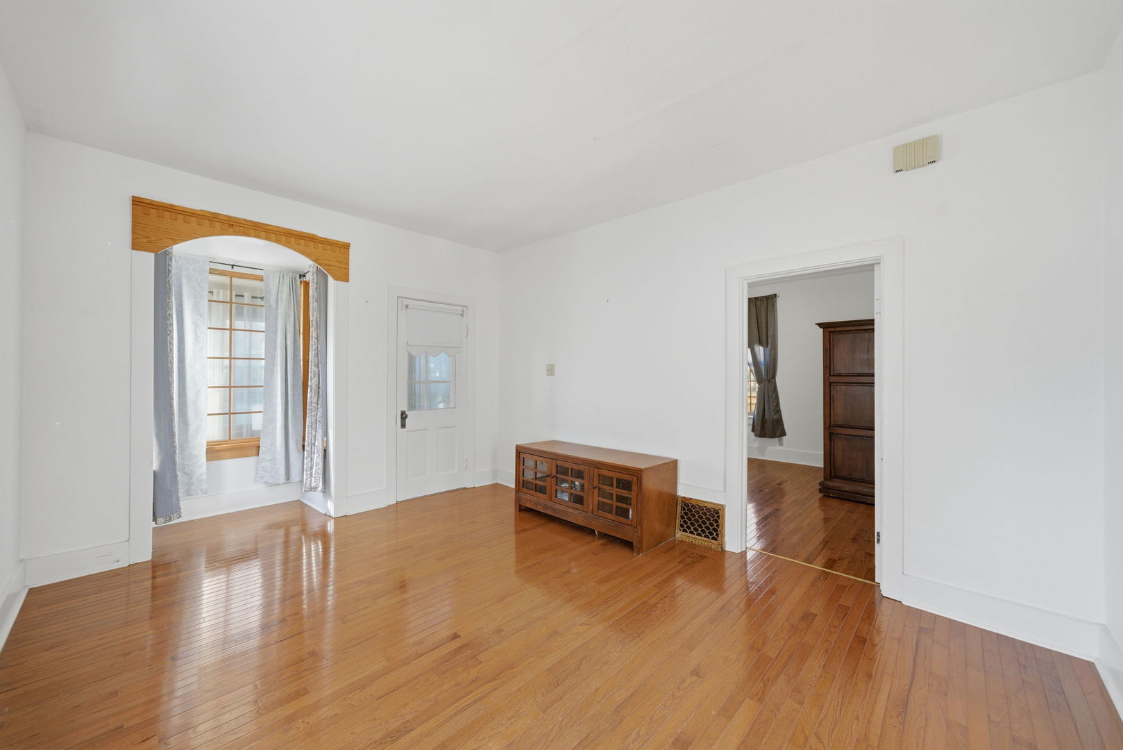 105 East Washington Street Yorkville, IL 60560 - Photo 4 of 27