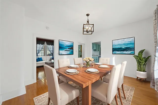 $1,995 | 105 East Washington Street, Yorkville, IL 60560