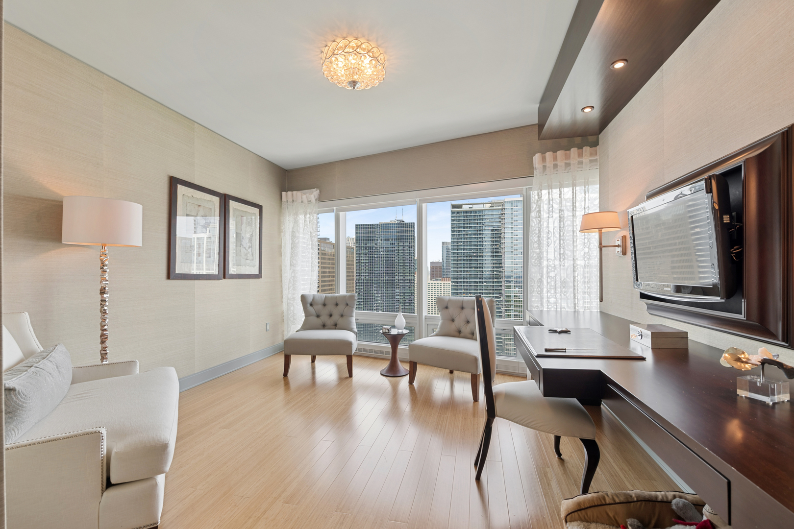 340 East Randolph Street, Unit 2801 Chicago, IL 60601 - Photo 14 of 46