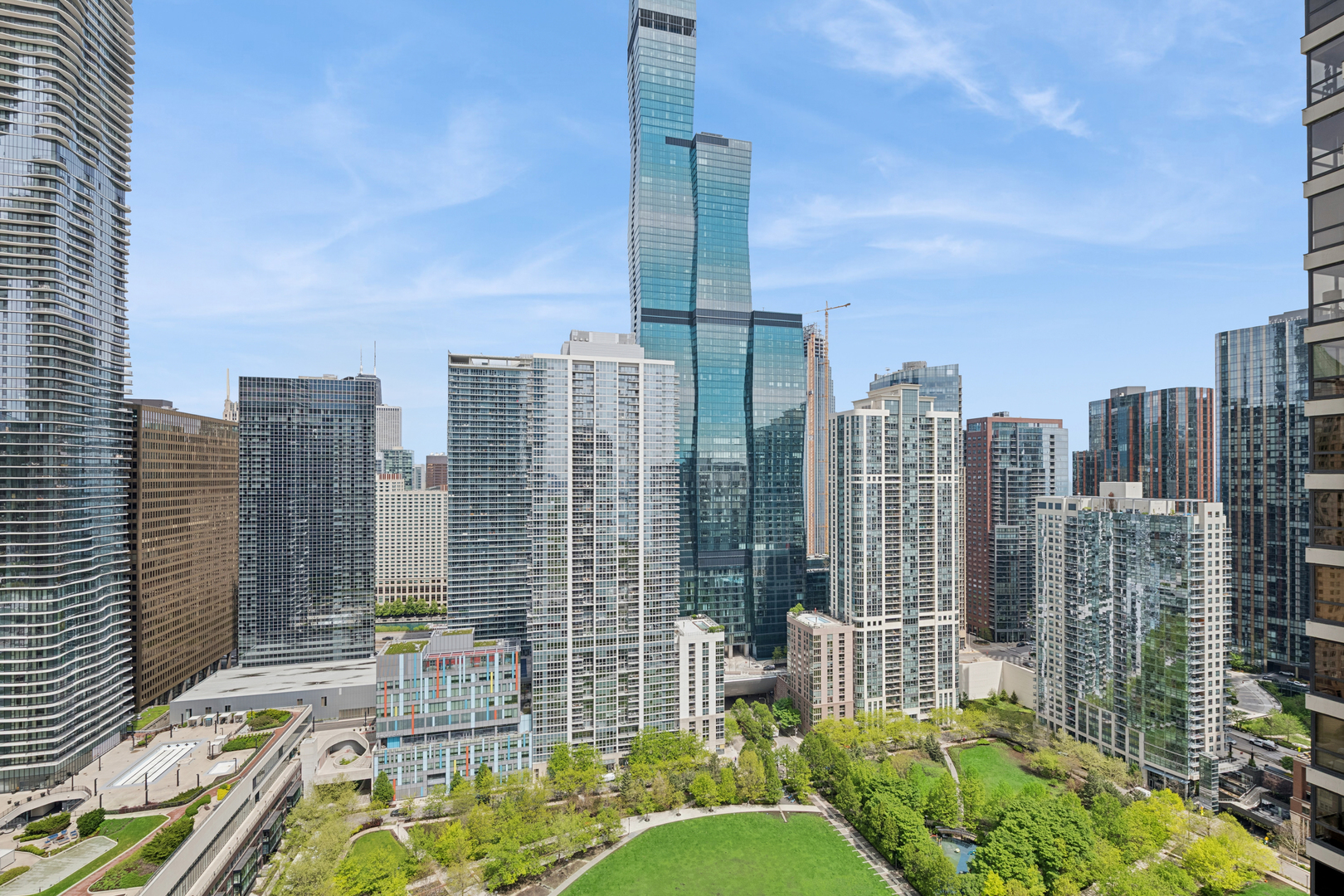 340 East Randolph Street, Unit 2801 Chicago, IL 60601 - Photo 23 of 46