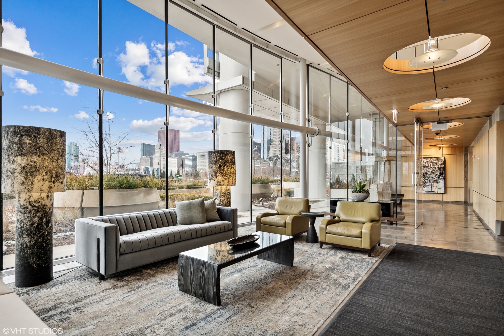 340 East Randolph Street, Unit 2801 Chicago, IL 60601 - Photo 32 of 46
