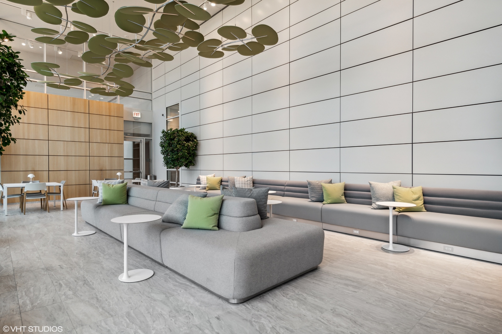 340 East Randolph Street, Unit 2801 Chicago, IL 60601 - Photo 41 of 46