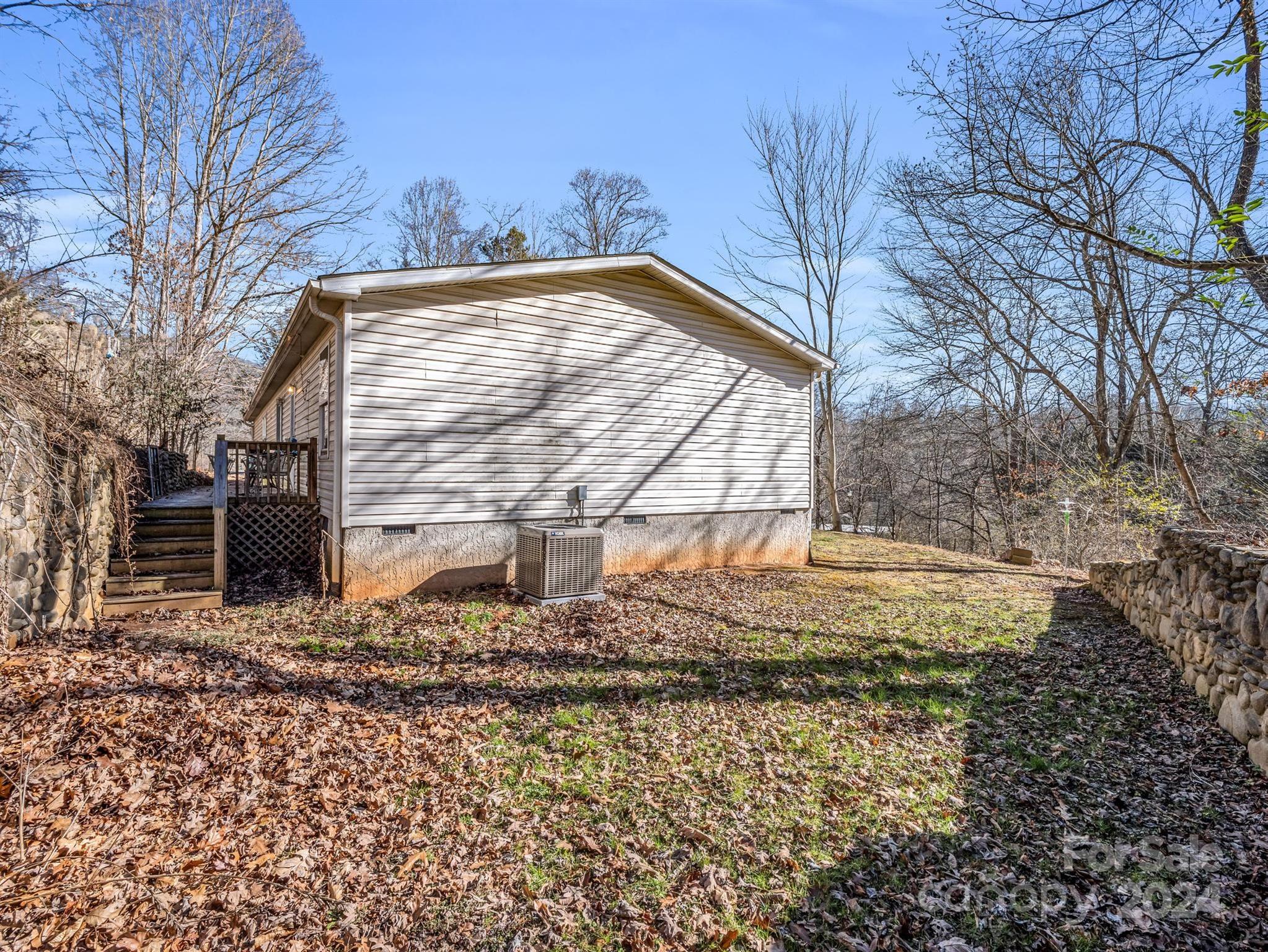 129 Ridgedale Turnpike Candler, NC 28715 - Photo 33 of 35 Gallery Image 33