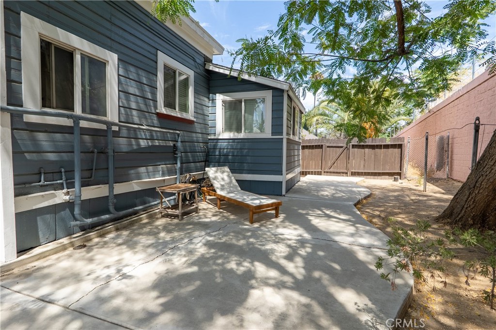 3452 Mulberry Street Riverside, CA 92501 - Photo 43 of 45 Fully-Fenced