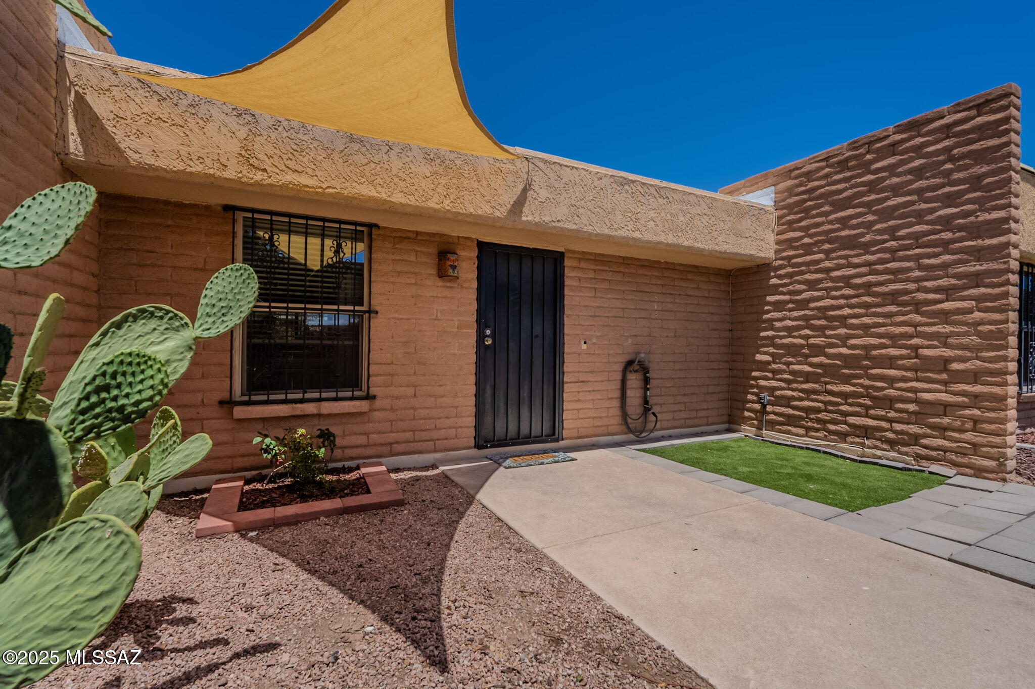 630 South Pantano Road, Unit C Tucson, AZ 85710 - Photo 1 of 22