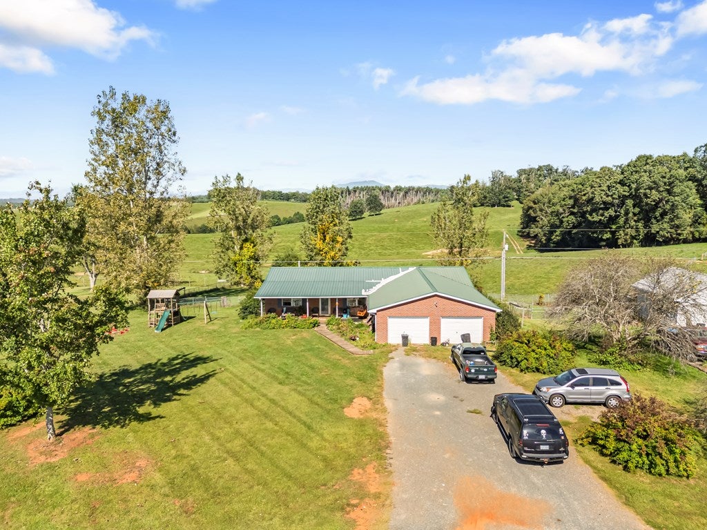 513 Rock Chimney Road Galax, VA 24333 - Photo 43 of 56 Gallery Image 43