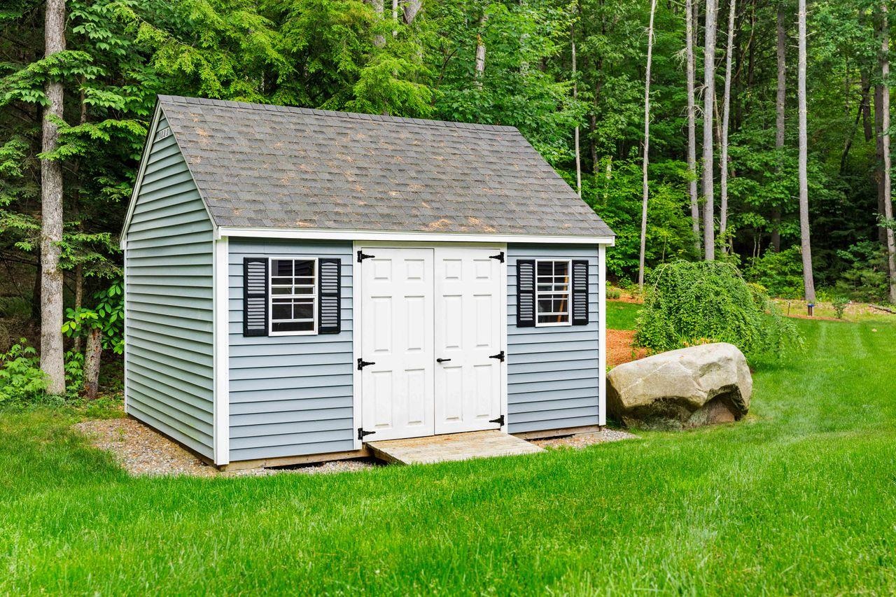 30 Pierce Lane Hollis, NH 03049 - Photo 36 of 40
