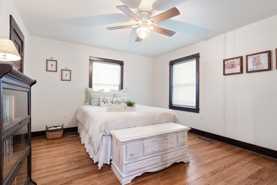 14282 East 530 Road Colcord, OK 74338 - Photo 17 of 42 Bedroom 2 (main level)