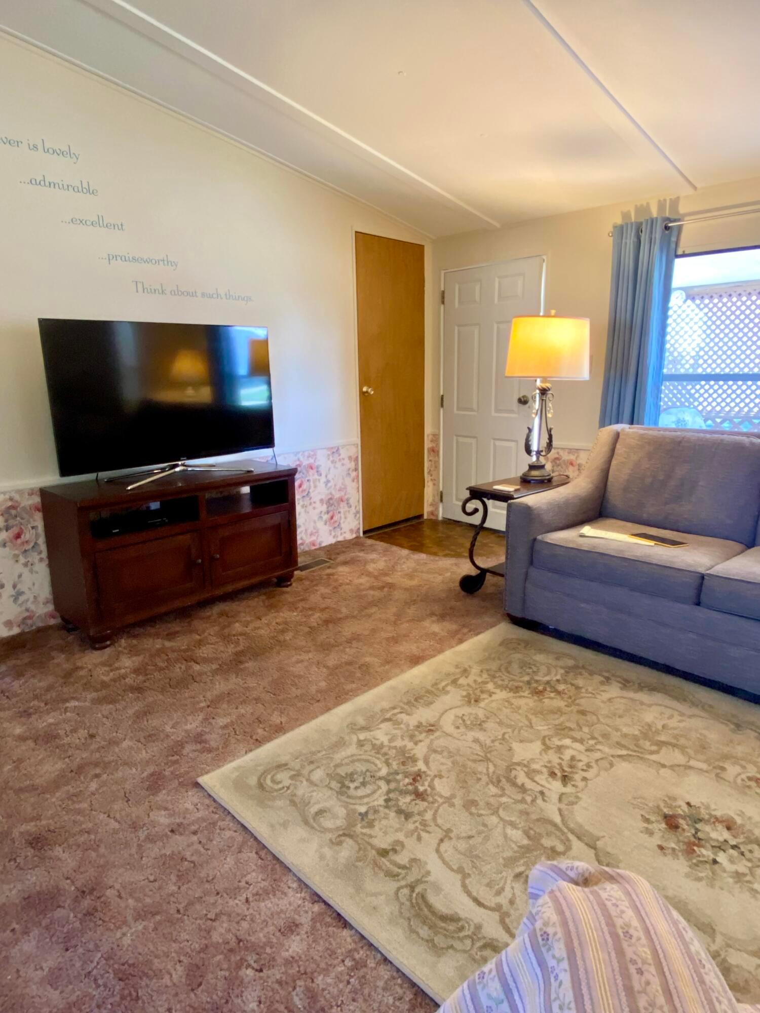 303 Ridgeview Drive Circleville, OH 43113 - Photo 7 of 22 entry