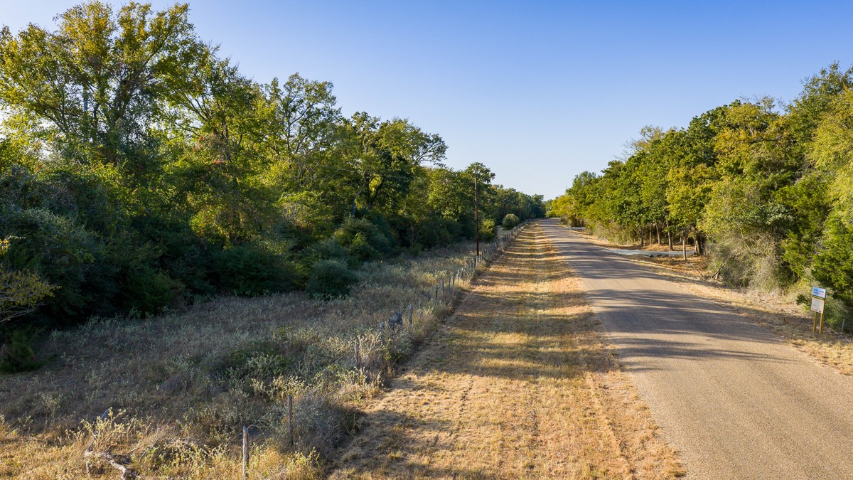 T-4 Red Hill Road Hearne, TX 77859 - Photo 6 of 25 a view of a yard