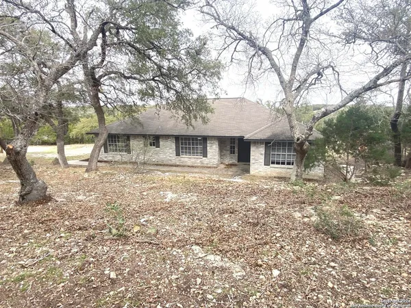 $2,400 | 576 Gallagher Drive, Canyon Lake, TX 78133