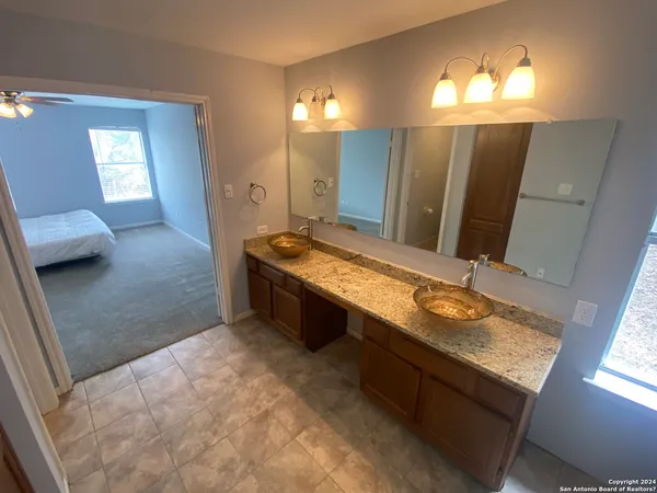 $2,400 | 576 Gallagher Drive, Canyon Lake, TX 78133