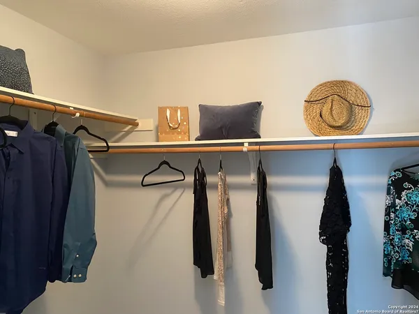 $2,400 | 576 Gallagher Drive, Canyon Lake, TX 78133