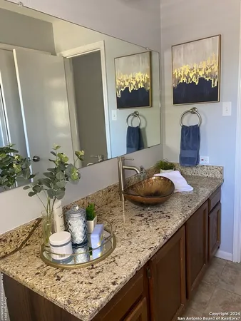 $2,400 | 576 Gallagher Drive, Canyon Lake, TX 78133