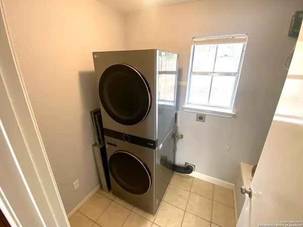 $2,400 | 576 Gallagher Drive, Canyon Lake, TX 78133