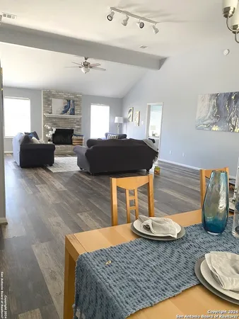 $2,400 | 576 Gallagher Drive, Canyon Lake, TX 78133